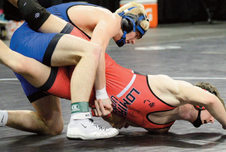 Pointer Jake Dannenberg looks to turn his foe. Jonelle Degenhardt photo.