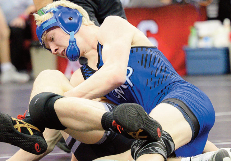 Mineral Point's Liam Carey gets back points. Photo by Jonelle Degenhardt.