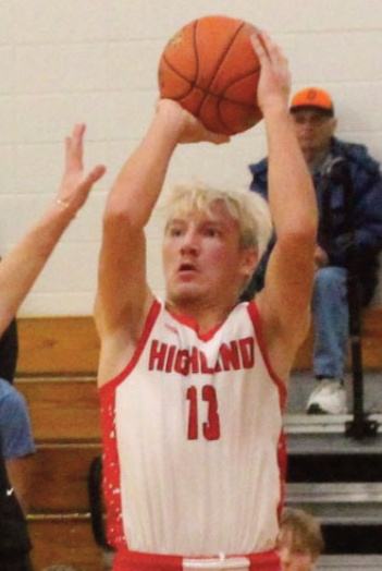 Tuesday night Jack Tarrell reached the 1,000 point club against Belmont. Here Tarrell puts up a shot from the outside in a previous game this year.