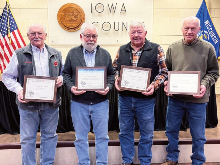 Five retire from Iowa County Board