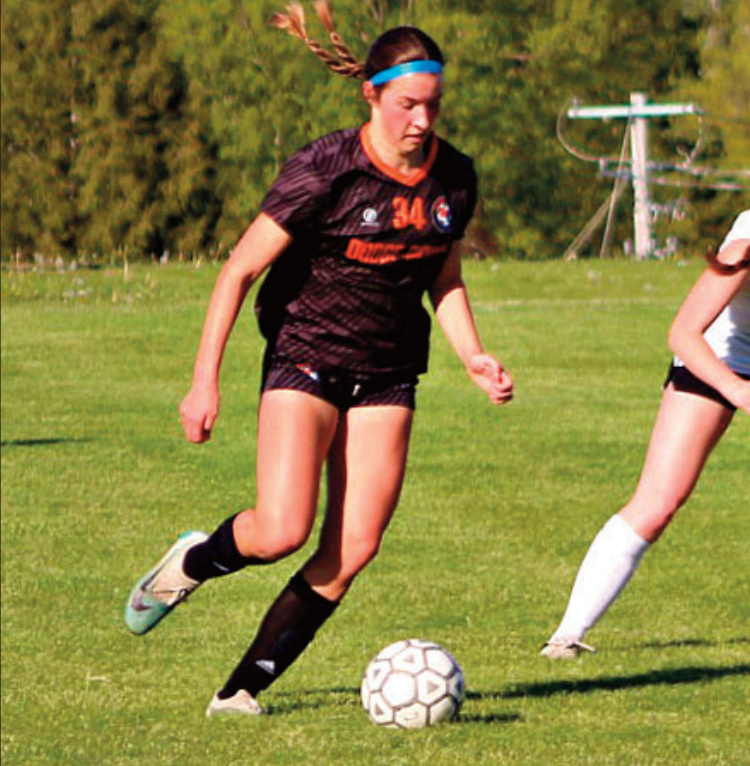 Dodge-Point United's Lilly Houtakker takes the ball down the field. Angie Borne photo.