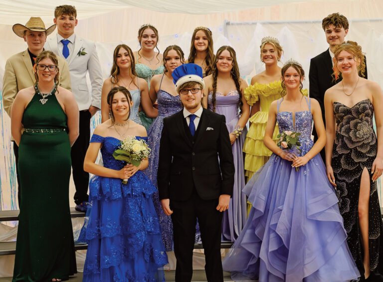Highland Prom group photo