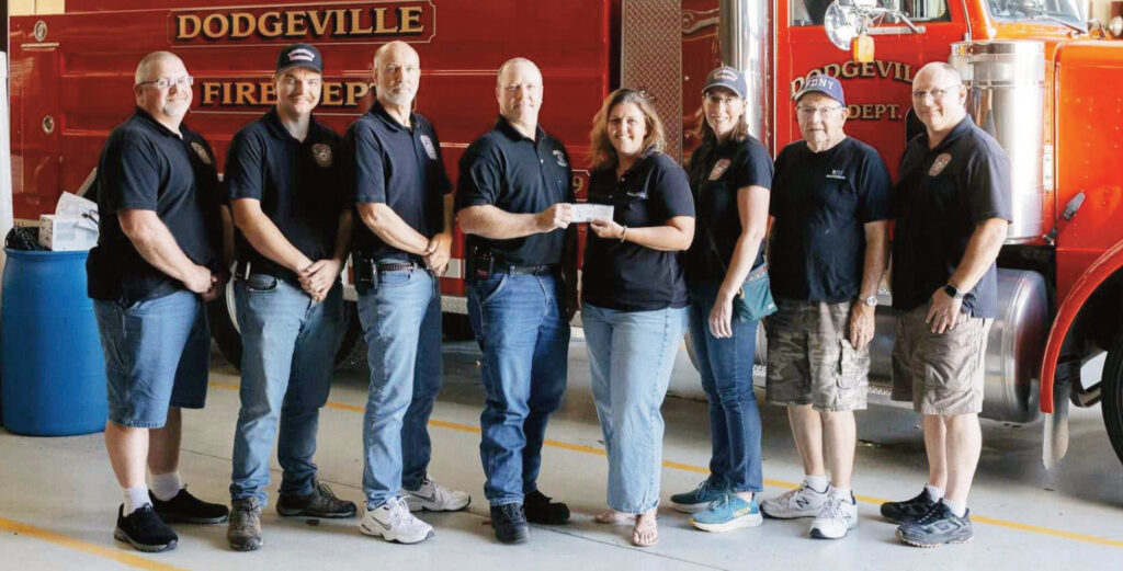 Dodgeville Firedepartment receives a donation